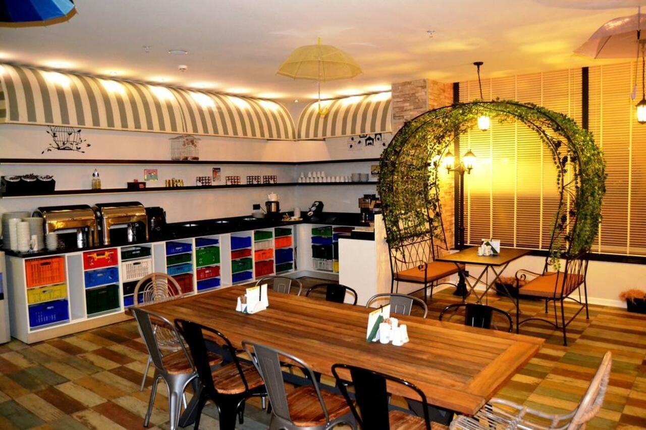Tempo Fair Suites Istanbul Bagian luar foto
